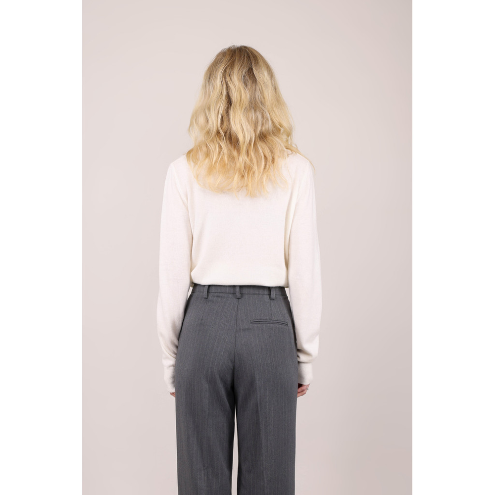 Urban Pioneers Female Bailey Turtleneck SWEATER