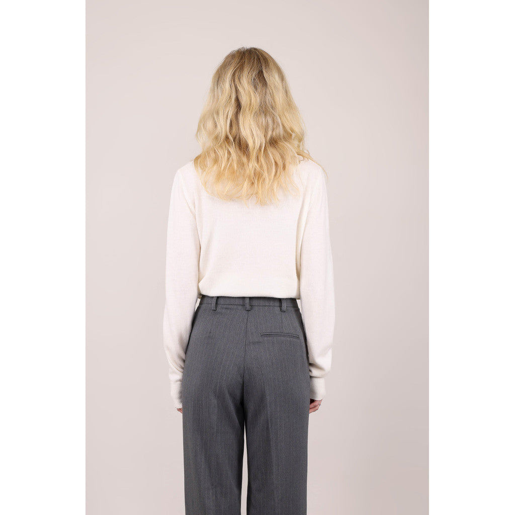 Urban Pioneers Female Bailey Turtleneck SWEATER