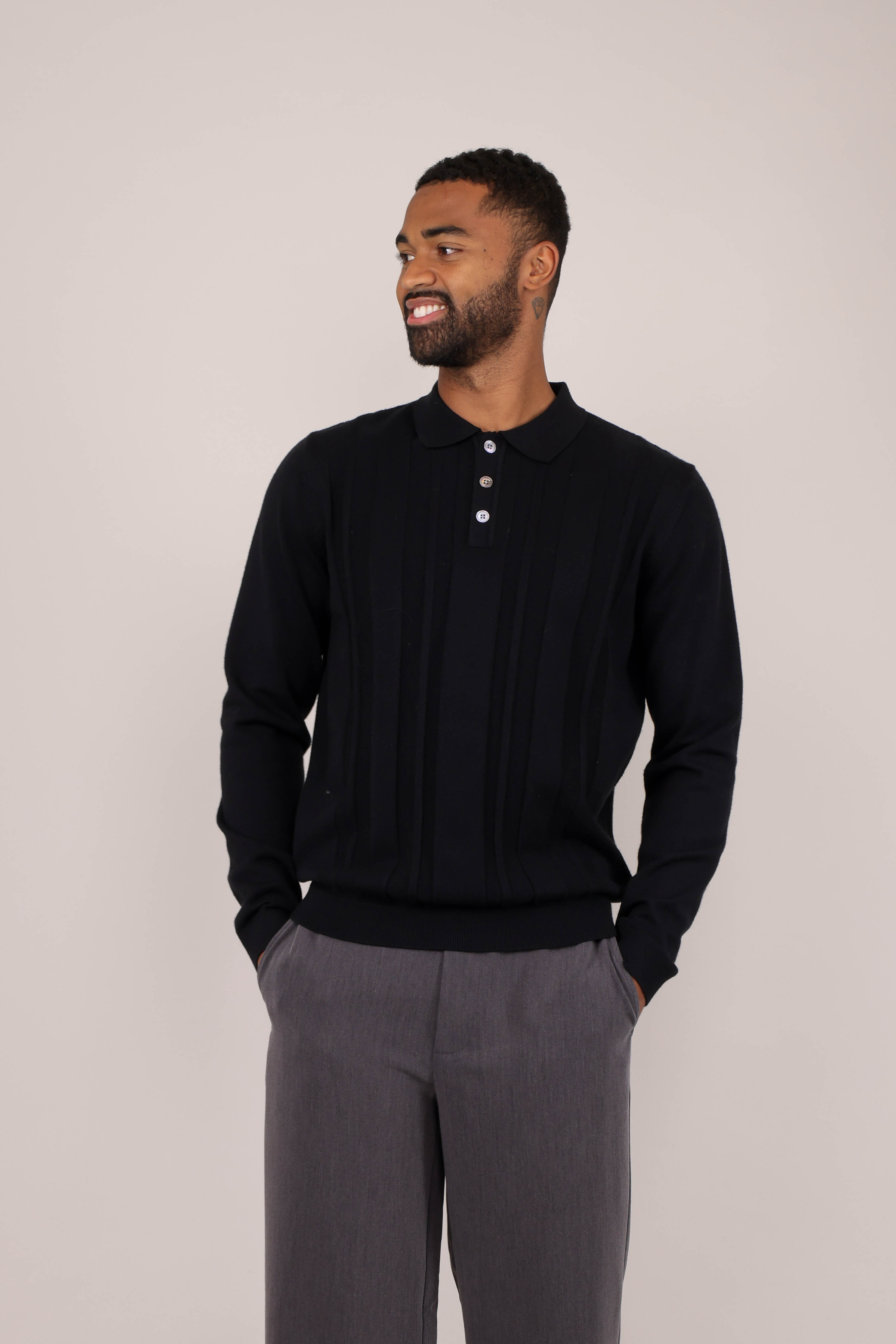Urban Pioneers Male Fabrizio Sweater SWEATER BLACK