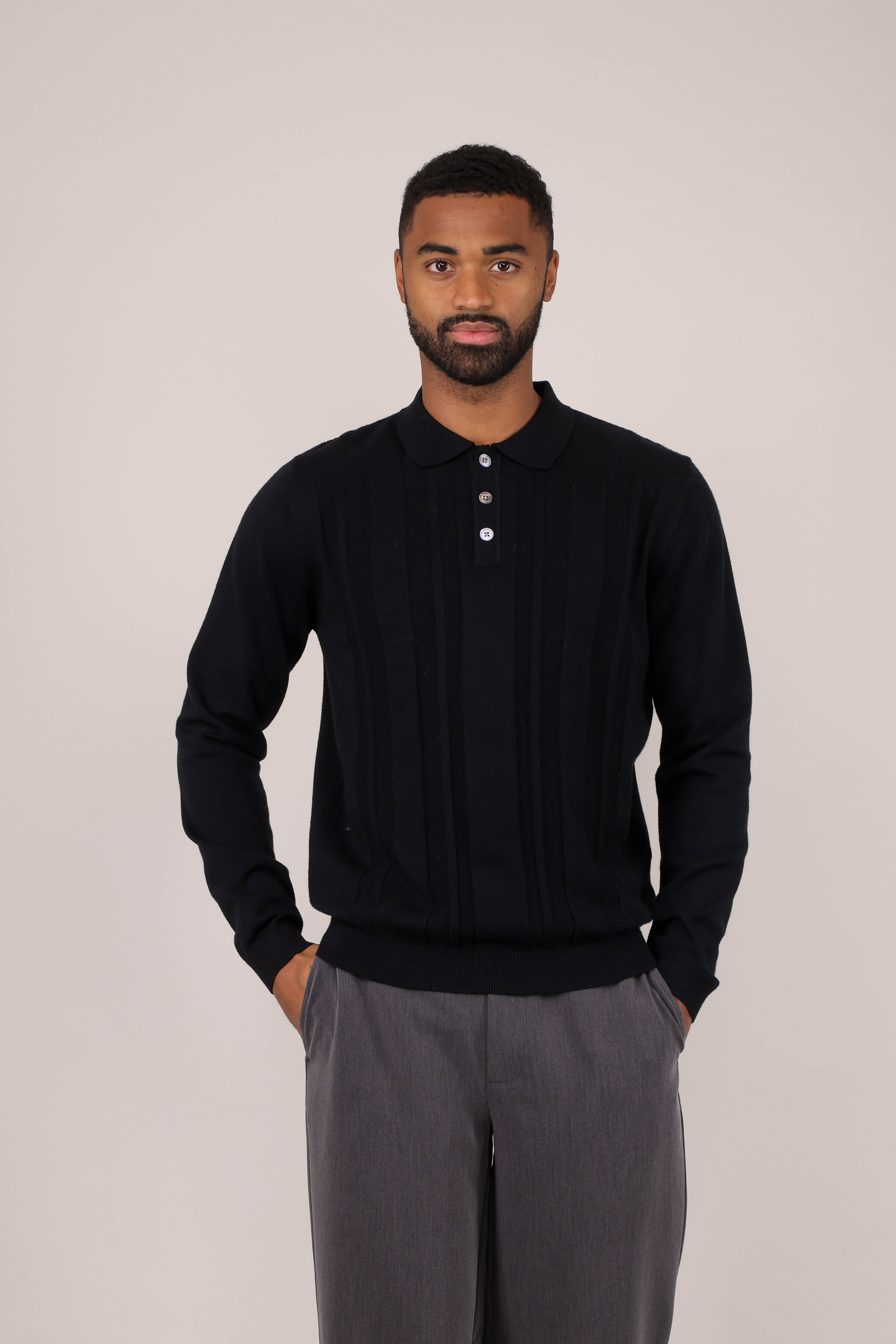 Urban Pioneers Male Fabrizio Sweater SWEATER BLACK