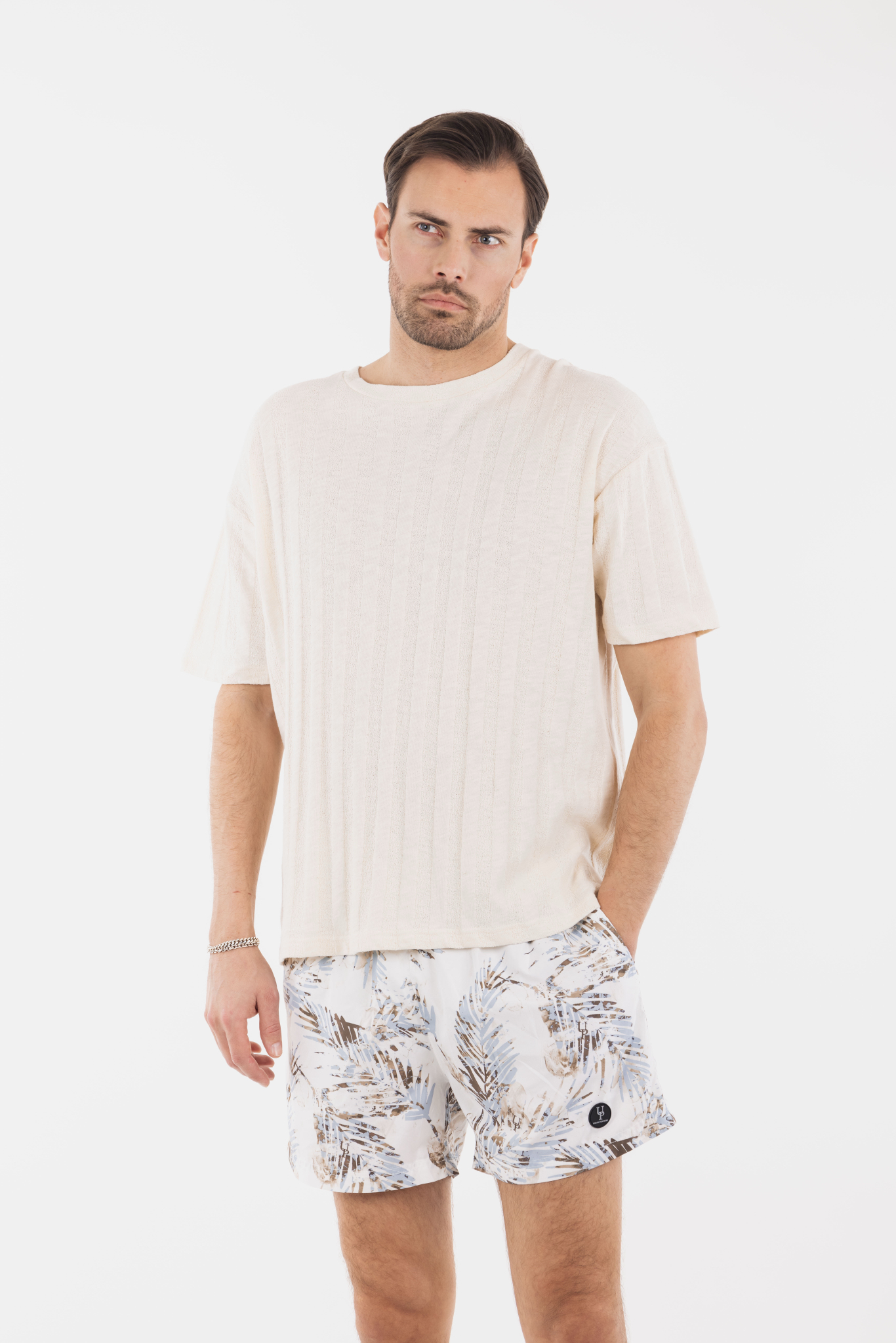 Urban Pioneers Male Leonell Tee T-SHIRT CREAM