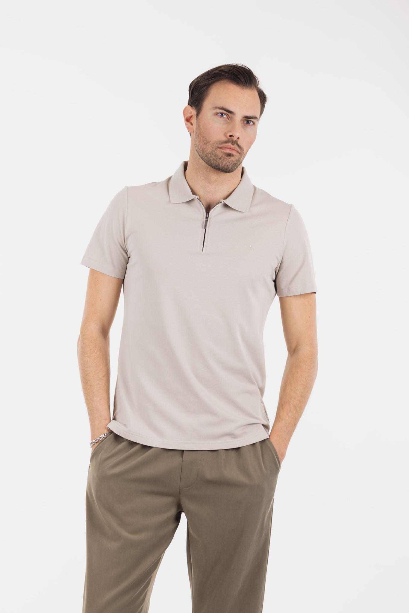 Urban Pioneers Male Pep Pique PIQUE SAND