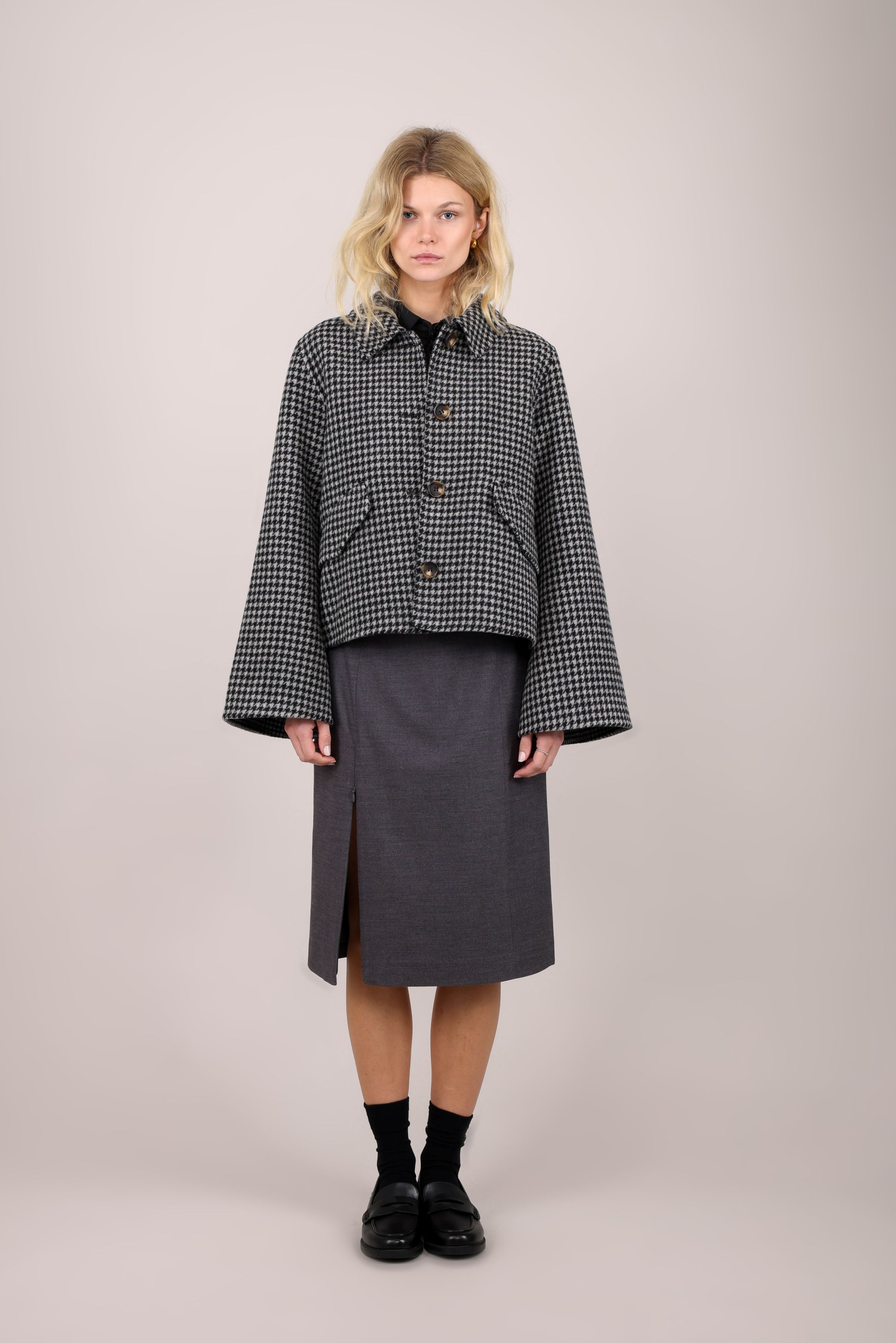 Urban Pioneers Female Yackie Jacket JACKET GRAY HOUNDSTOOTH